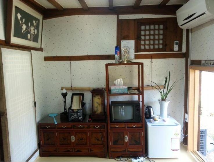 Hotel Goseong Choi Pilgan'S Old House Camera foto