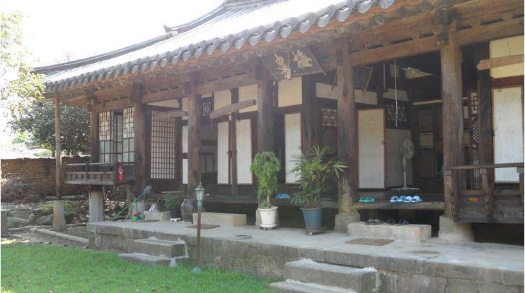 Hotel Goseong Choi Pilgan'S Old House Esterno foto
